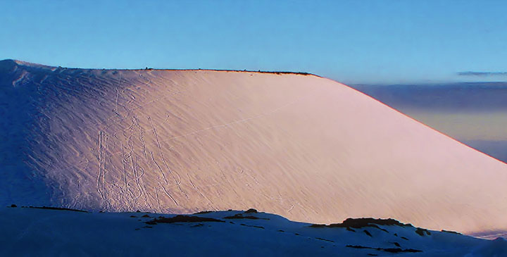 Questa immagine ha l'attributo alt vuoto; il nome del file è mauna-kea.jpg