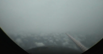 Il video impressionante dell’aereo del NOAA che attraversa l’uragano Laura