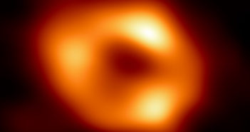 Sagittarius A esiste: fotografato il buco nero della Via Lattea, ecco la prova!